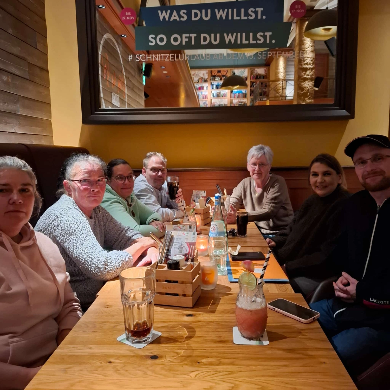 Die Schmeterlingspflege - Ambulanter Pflegedienst - Teamabend im Café de Sol